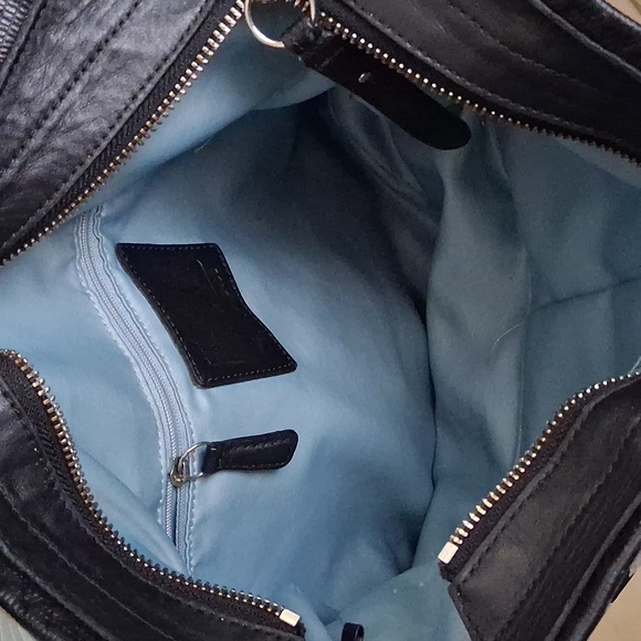 Coach purse - Picture 3 of 7